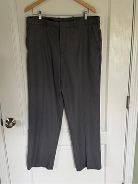 Perry Ellis Men's Dress Pants in Charcoal Gray, 36x32